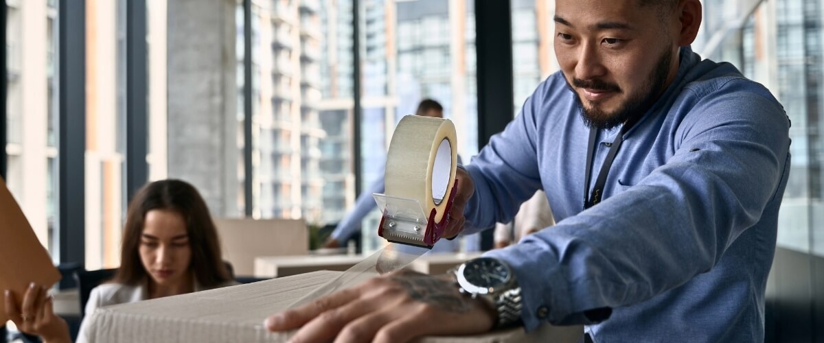 The ultimate office move checklist: your step-by-step guide to a smooth transition banner image